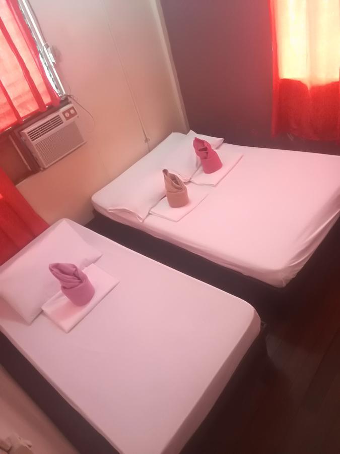 Luzon Inn Виган Экстерьер фото