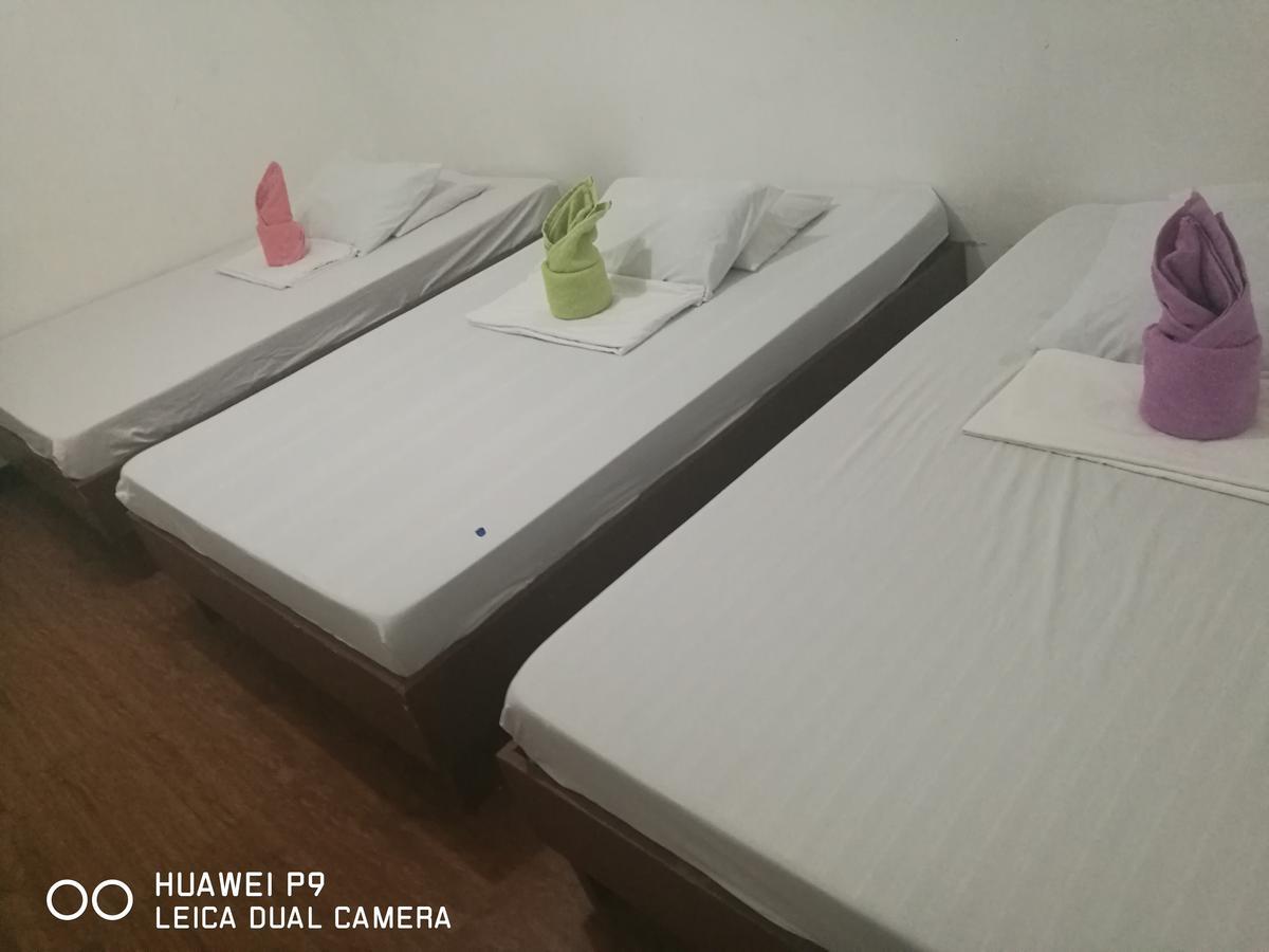 Luzon Inn Виган Экстерьер фото
